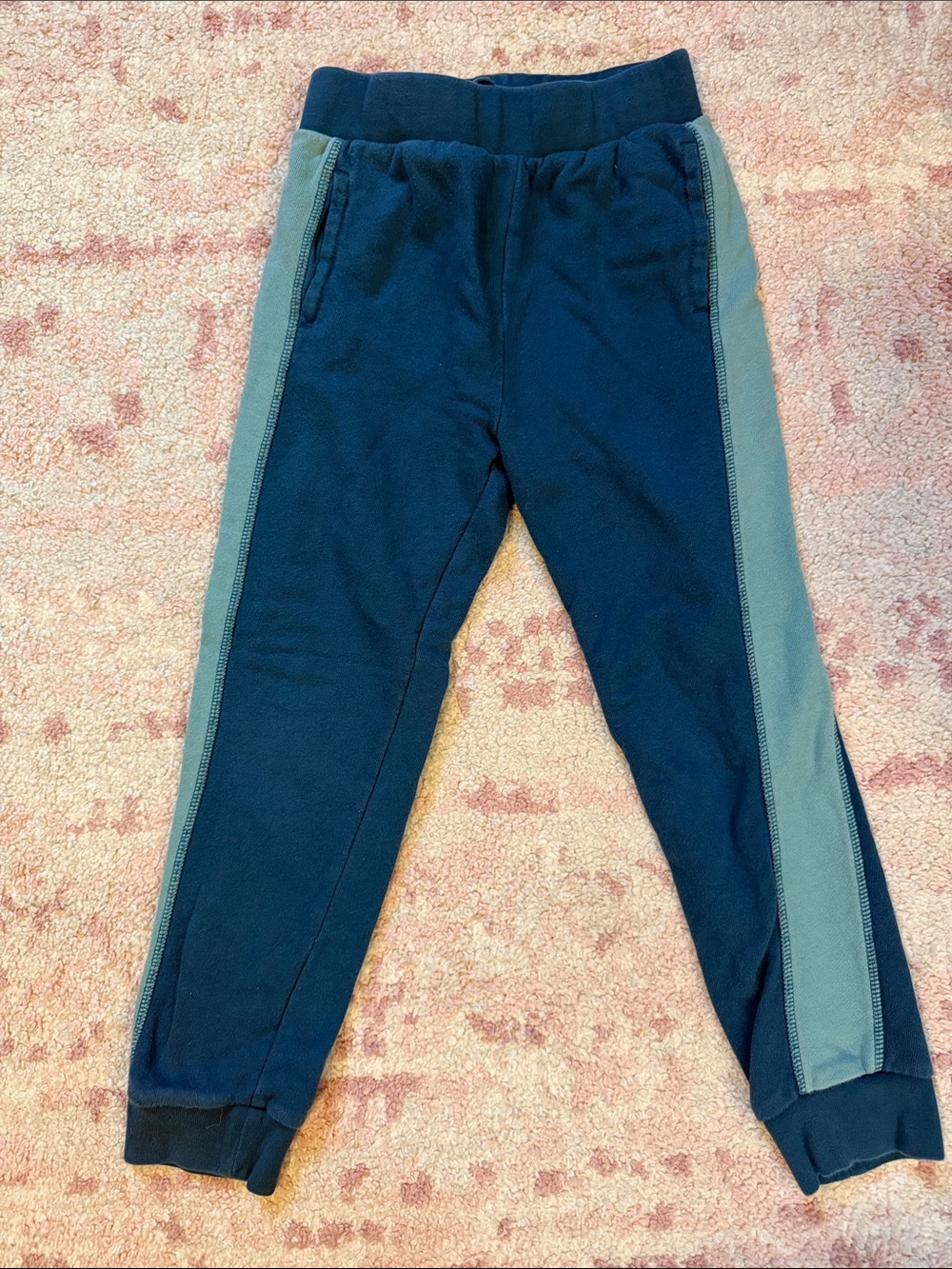Tea Collection Soft Jogger Sweatpants - Size 6